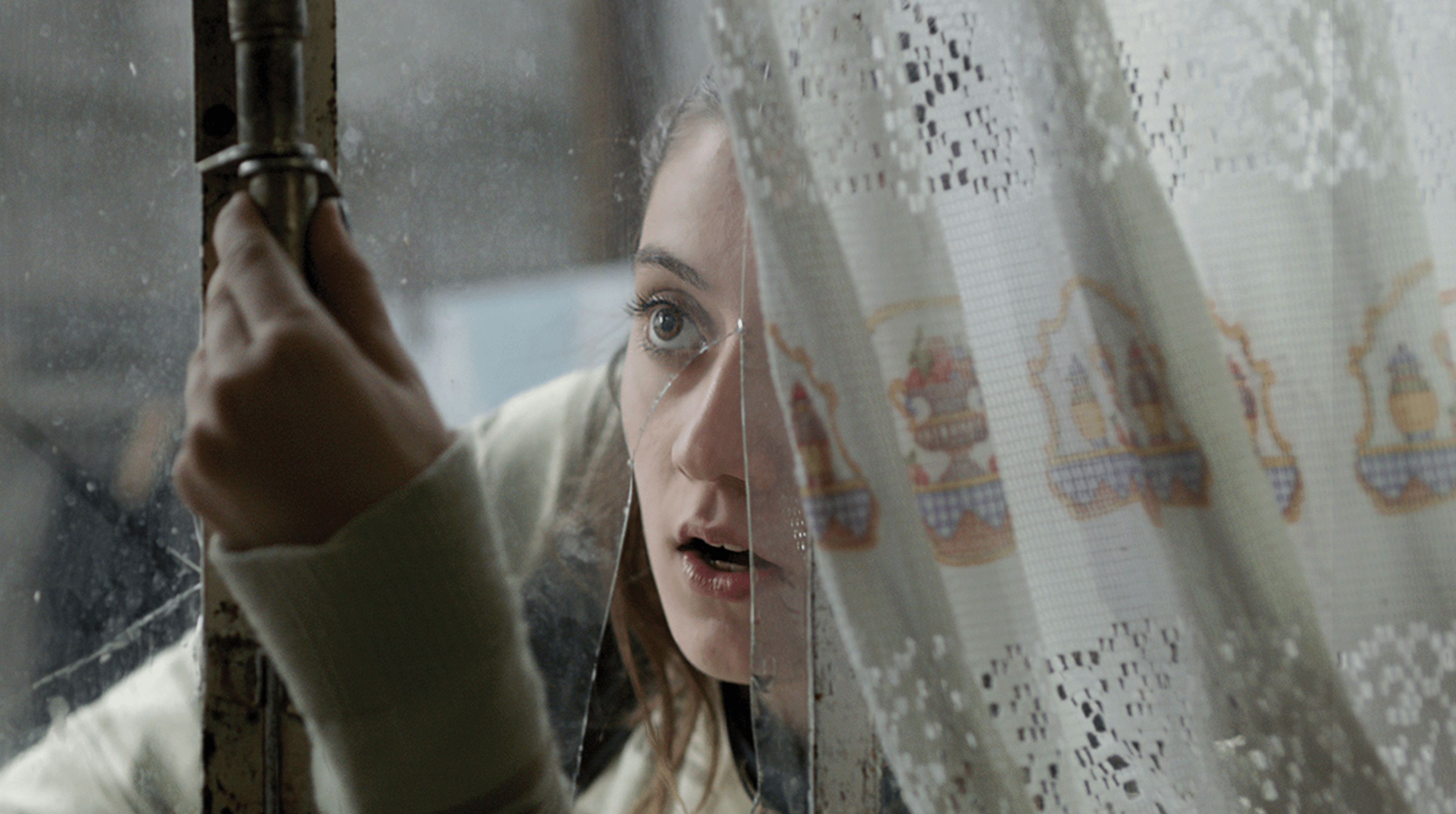 Natália Molina, Meio Irmão