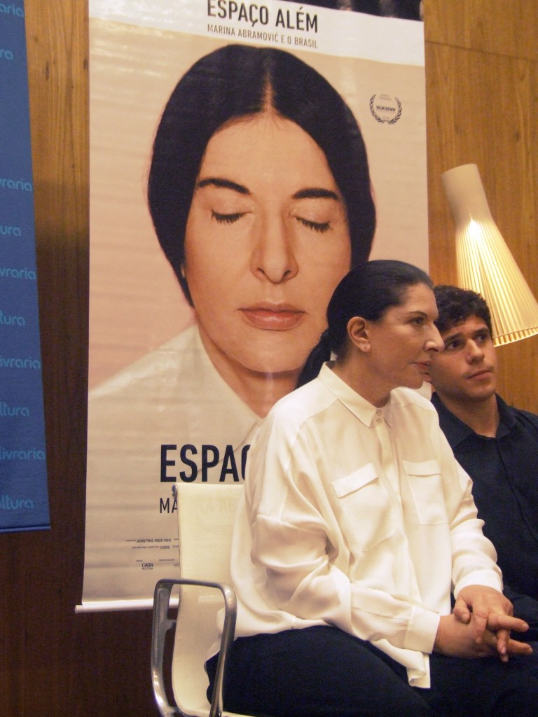 Marina Abramovic (Espaço Além - Marina Abramovic e o Brasil) 3-3