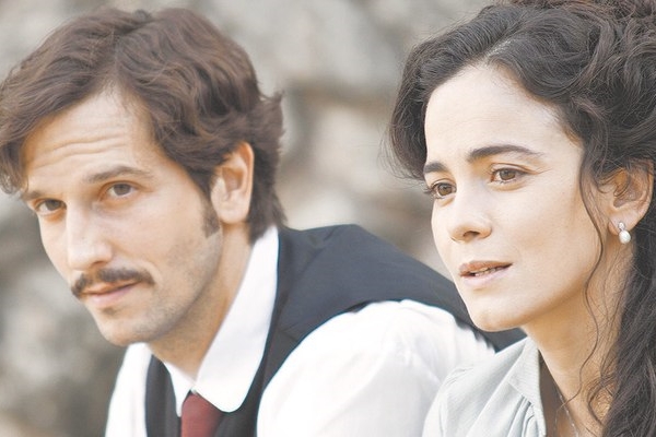 Muitos Homens num Só